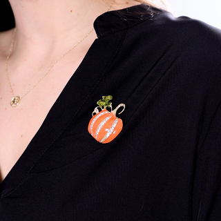 Orange pumpkin magnetic brooch