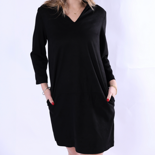 Black v-neck pullover dress with pockets