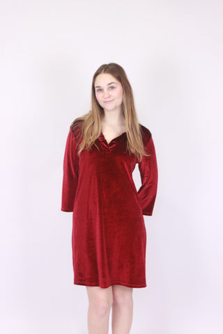 Vivienne Velvet Dress – Elegant Ruffled Neckline with ¾ Sleeves