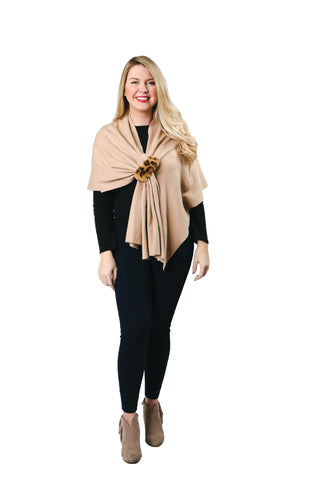 camel keyhole wrap with leopard faux fur loop