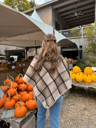 Claire Plaid Triangle Wrap – Cozy Plaid Shawl with Whipstitch Edge & V-Back Design