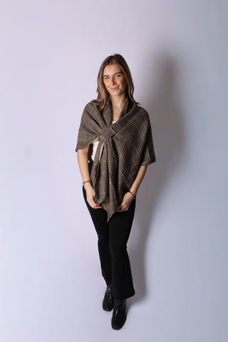 Kate Tartan Plaid Keyhole Wrap – Cozy Plaid Wrap for Effortless Style